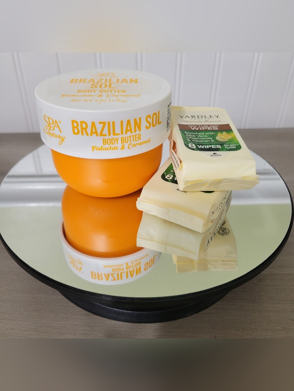 Brazilian Sol Pistachio & Caramel Body Butter Plus 2 Packs Makeup Remover NEW